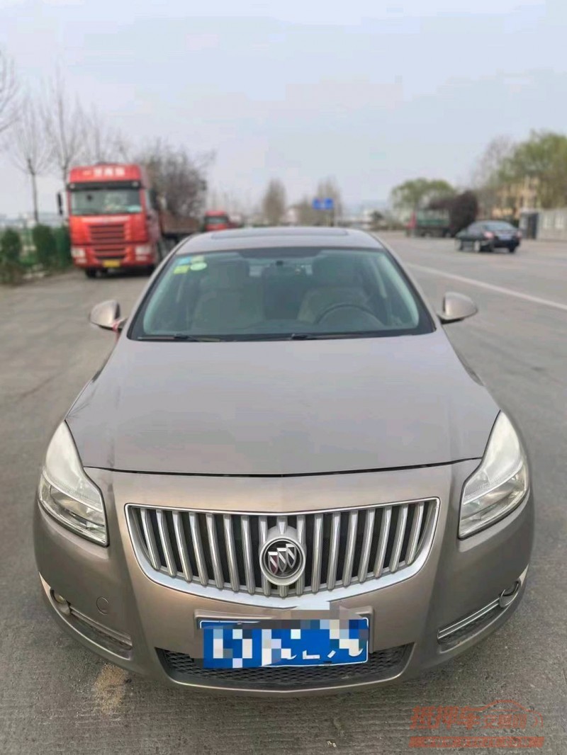 青岛13年别克君威1