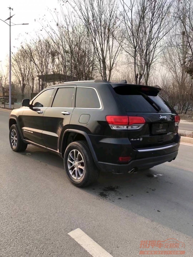 枣庄14年Jeep大切诺基8