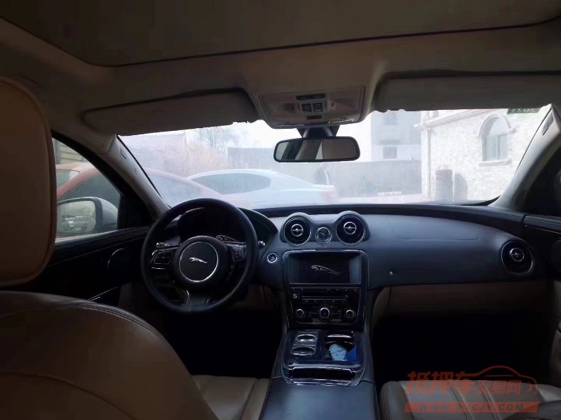 北京12年捷豹XJ6