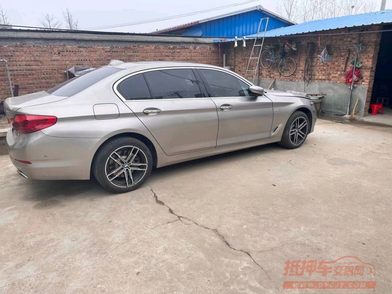 济南19年宝马5系3