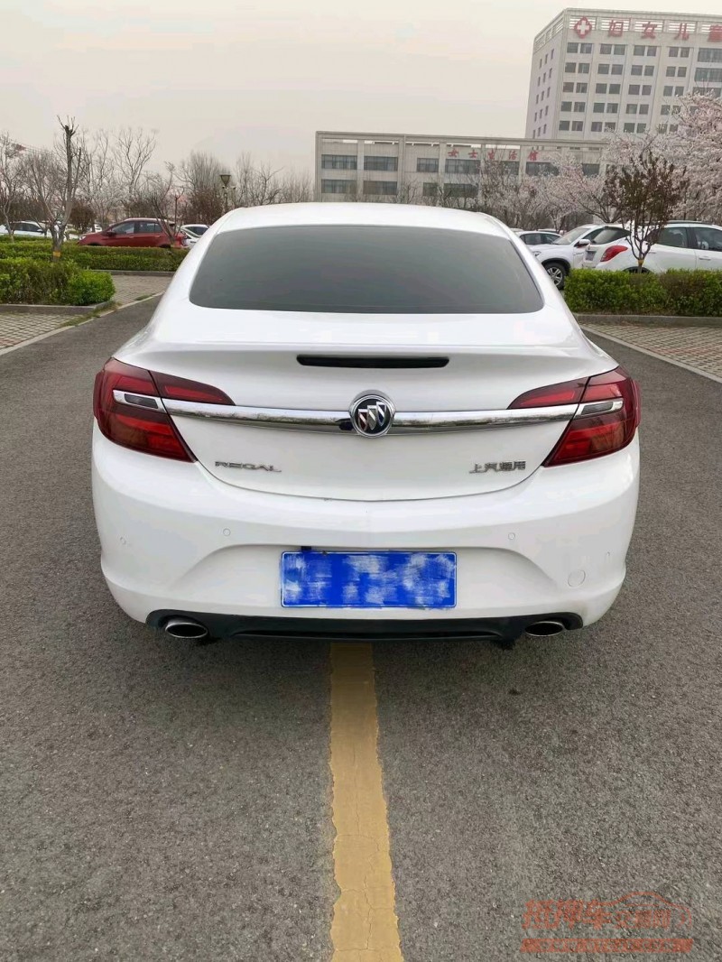 潍坊16年别克君威9