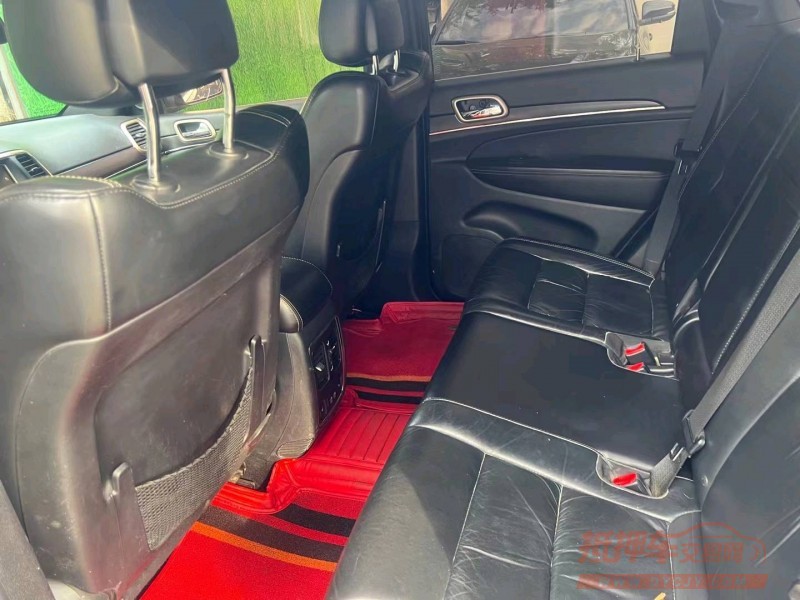 徐州14年Jeep大切诺基5