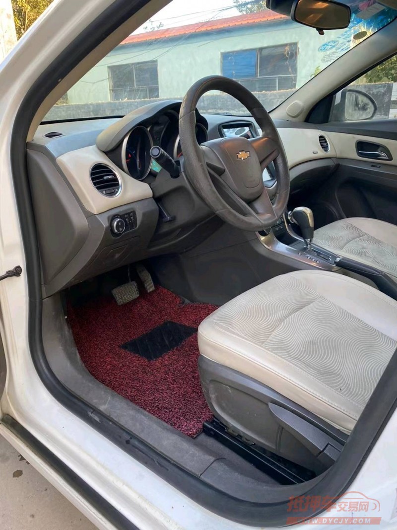 潍坊16年雪佛兰科鲁兹6