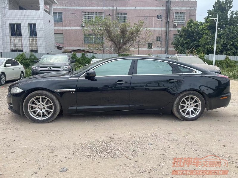 广州13年捷豹XJL7