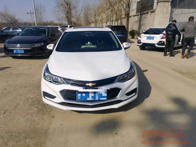 保定17年雪佛兰科鲁兹1