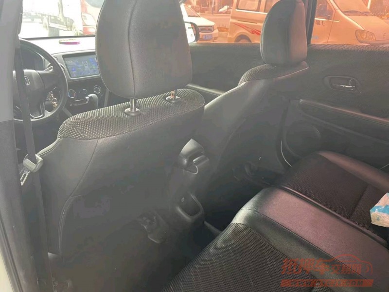 保定18年本田XRV8