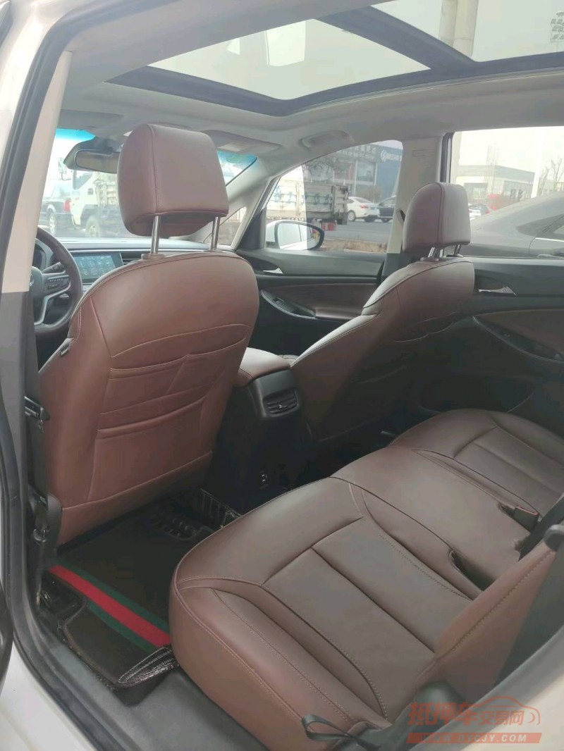 保定19年别克GL67