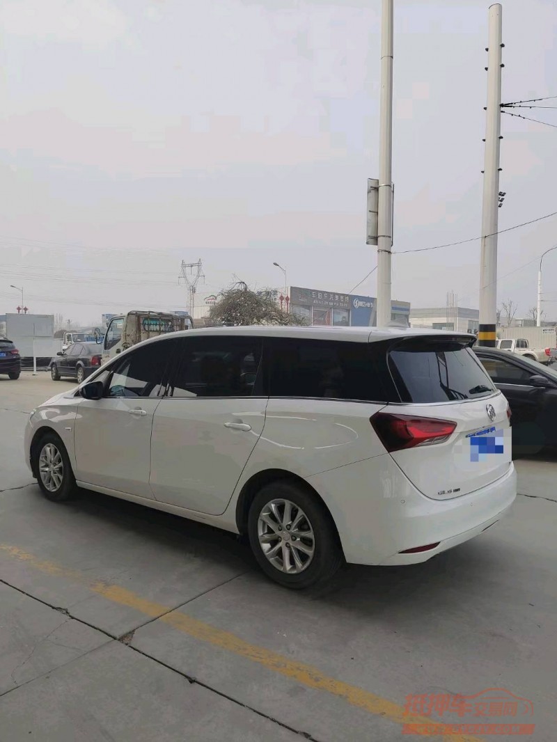 保定19年别克GL64