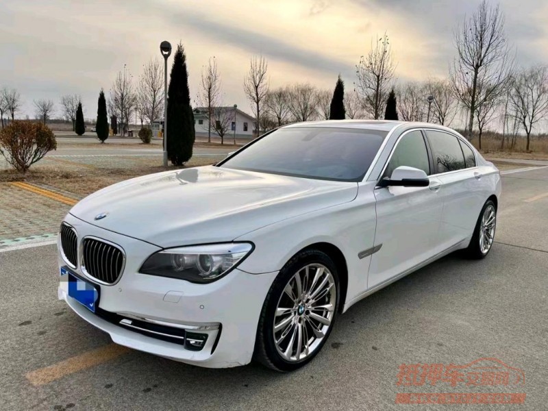 济南16年宝马7系2