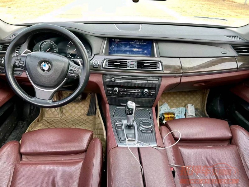 济南16年宝马7系4