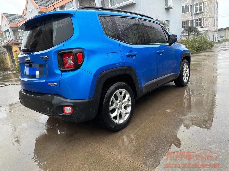 青岛18年Jeep自由侠2