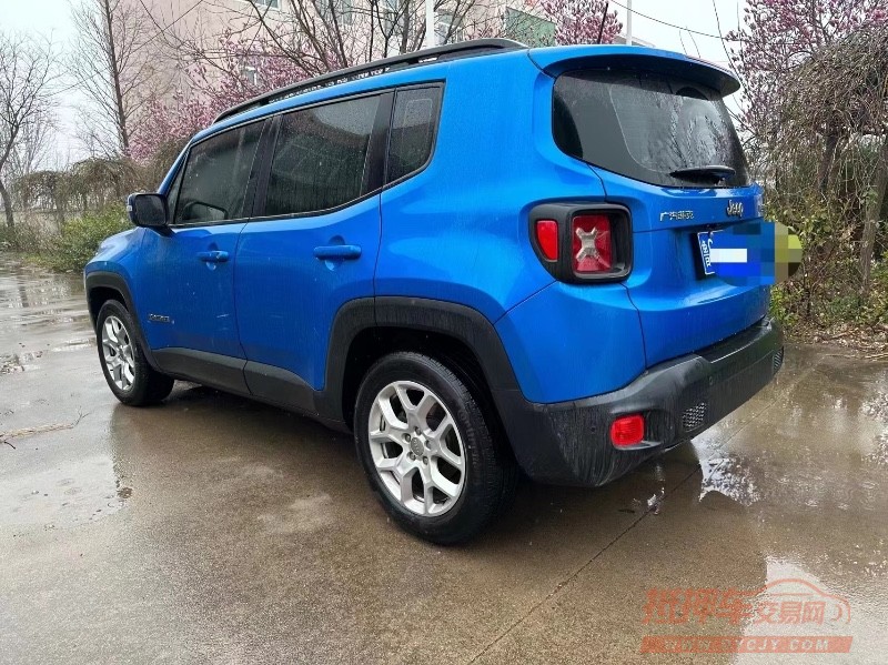 青岛18年Jeep自由侠8