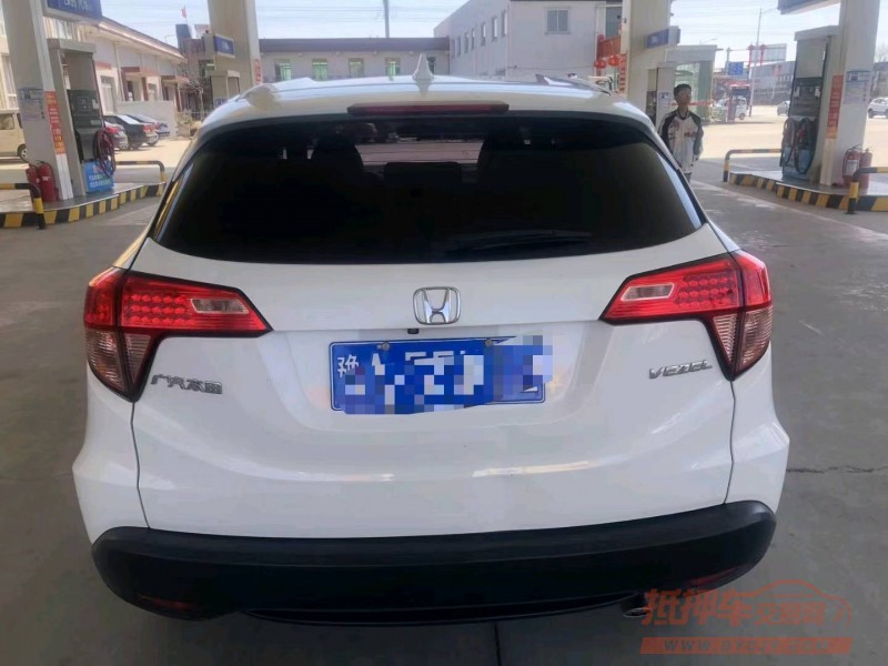 保定17年本田缤智9