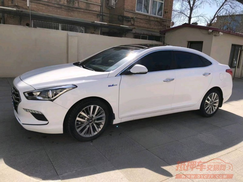 保定17年现代名图2