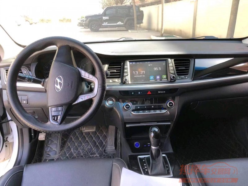 保定17年现代名图7