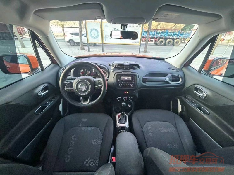 石家庄19年Jeep自由侠5