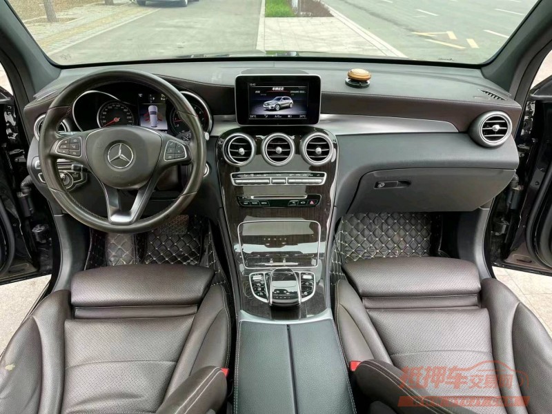 枣庄19年奔驰GLC8