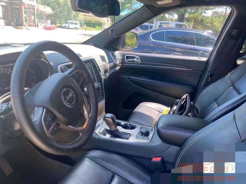 邯郸17年Jeep大切诺基6