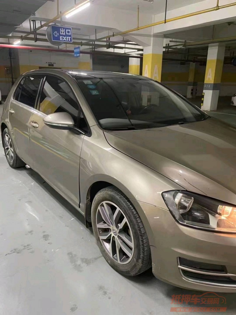 宜昌15年大众高尔夫2