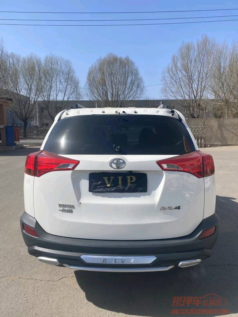 沈阳13年丰田RAV4荣放9