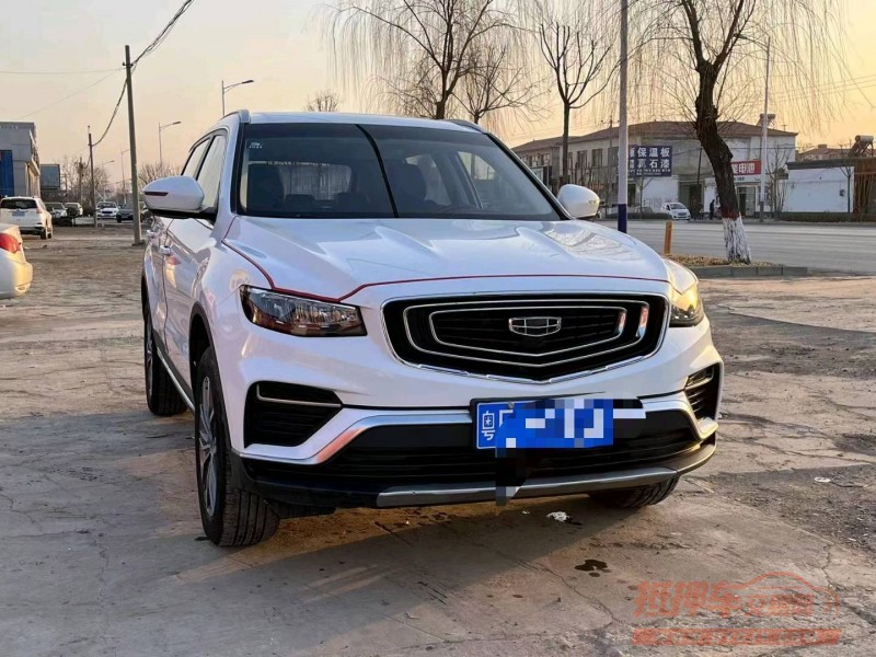 保定19年吉利博越2