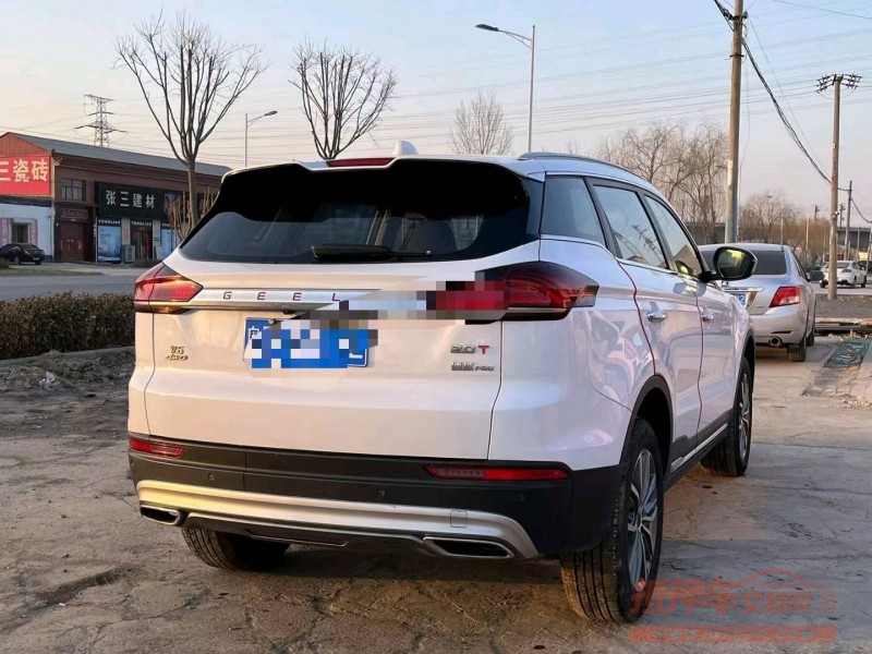 保定19年吉利博越6