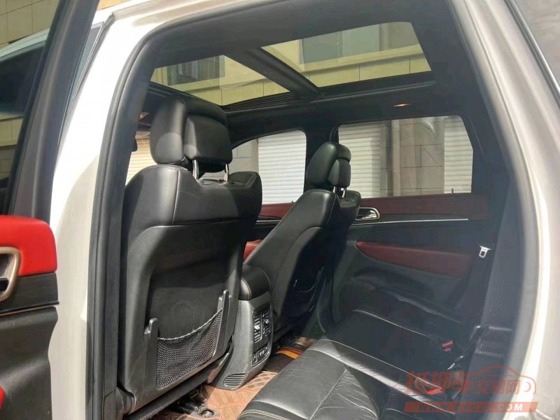 东营17年Jeep大切诺基7