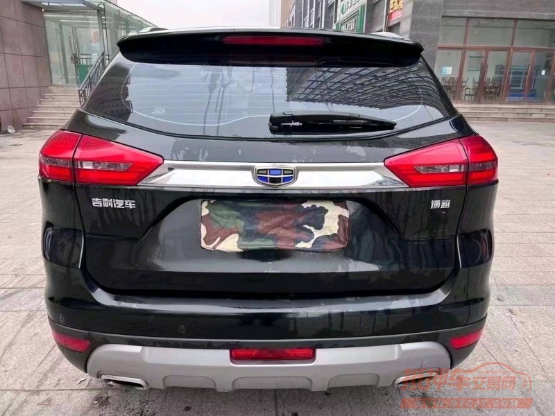 北京18年吉利博越3