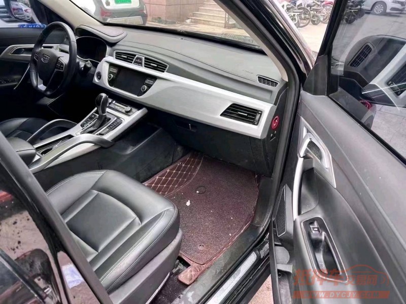 北京18年吉利博越7