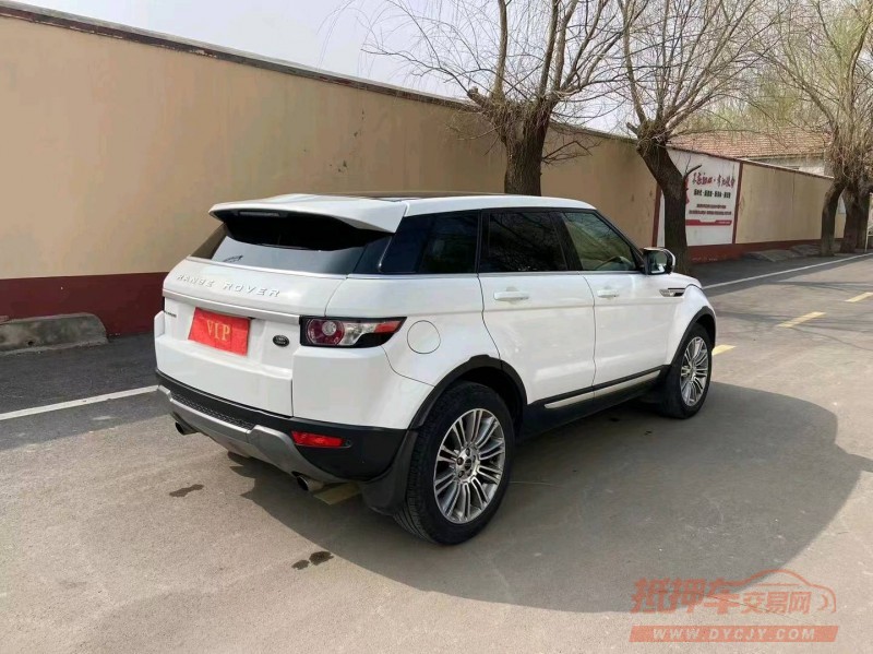 青岛12年路虎极光6