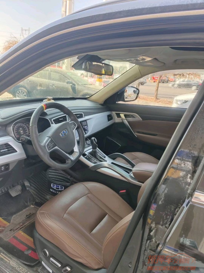 保定17年吉利博越4