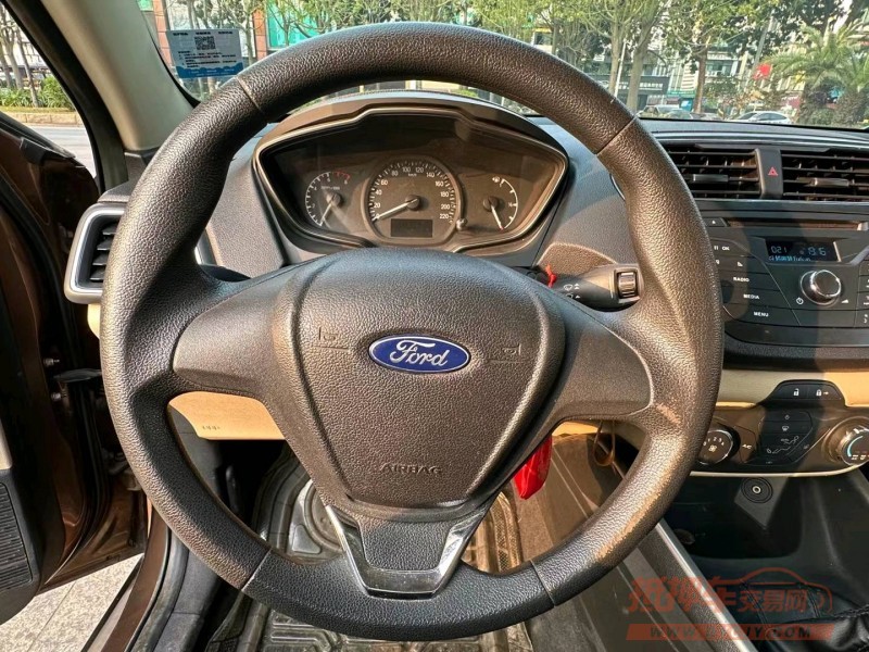 东莞15年福特福睿斯7