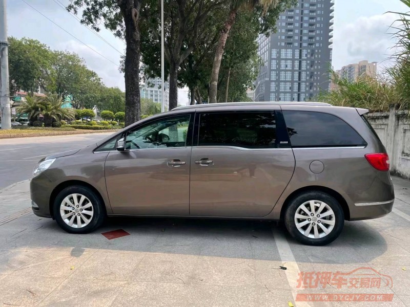 东莞17年别克GL87