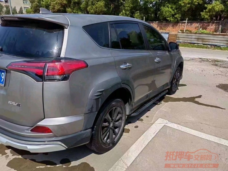 宜春19年丰田RAV4荣放7