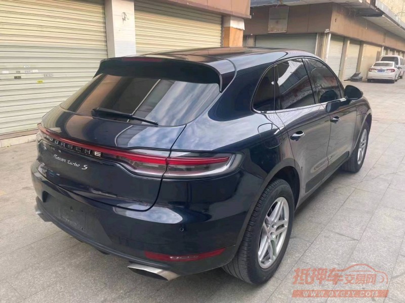 珠海20年保时捷Macan7