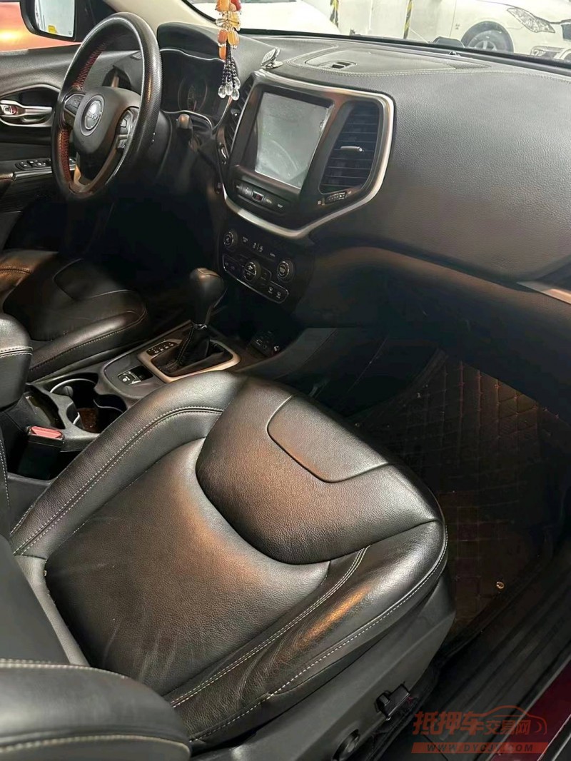 广州17年Jeep自由光4