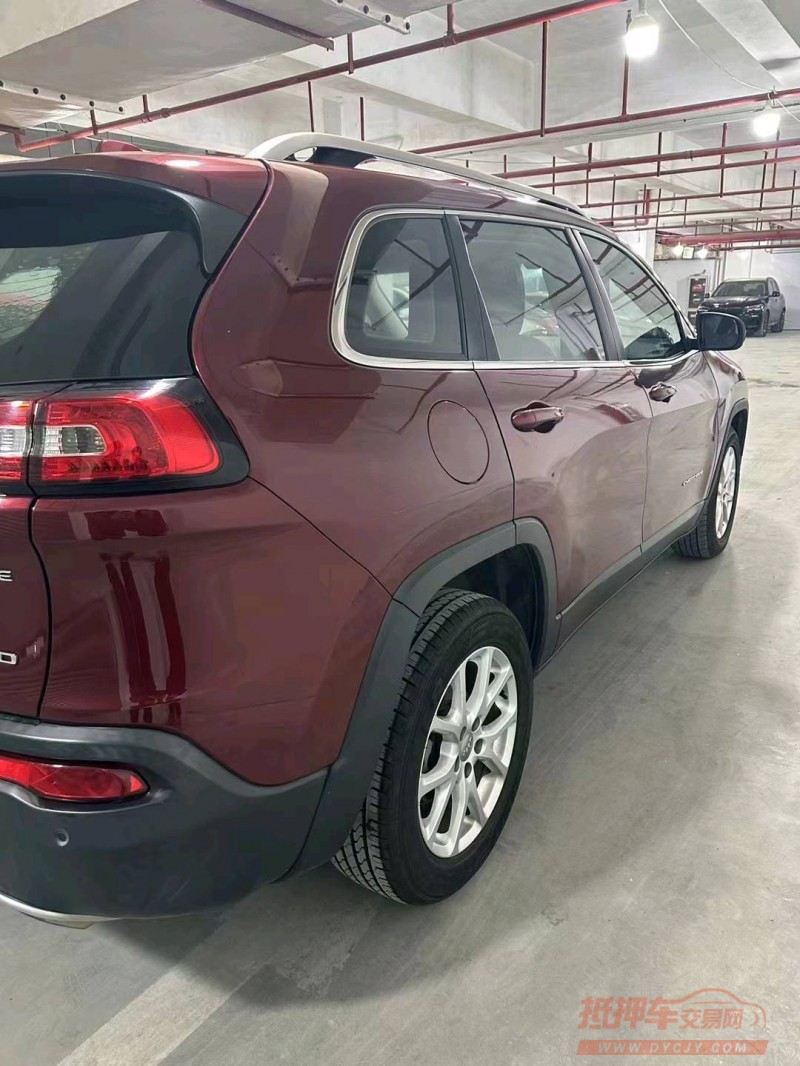 广州17年Jeep自由光8