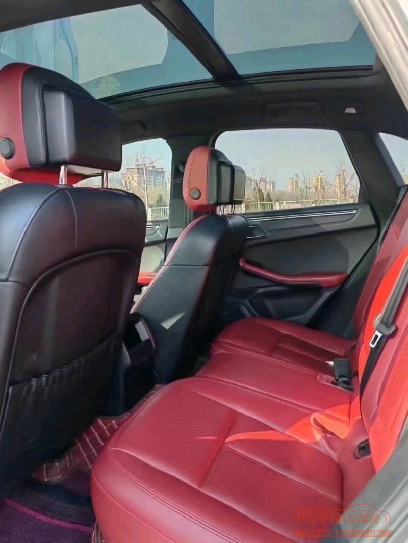 枣庄16年保时捷Macan5