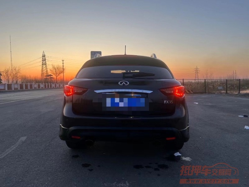 天津11年英菲尼迪FX356