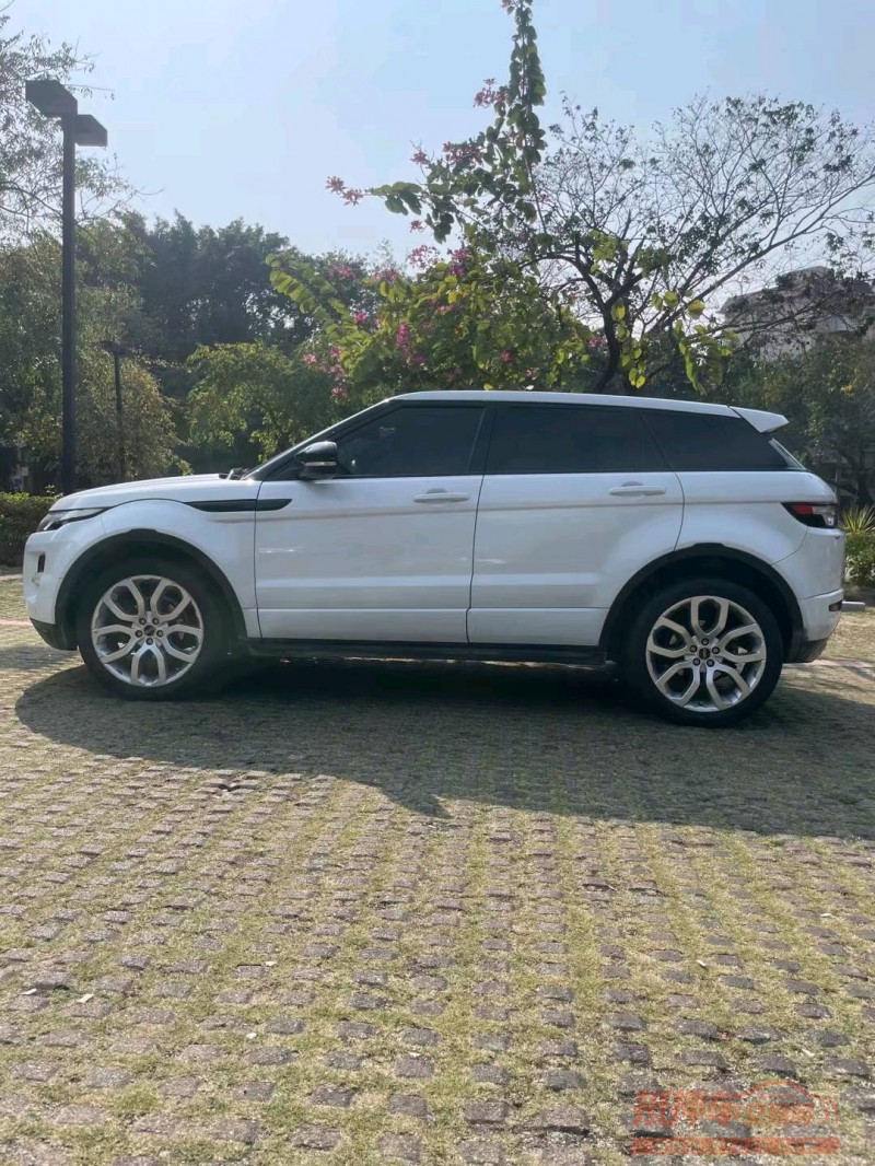 东莞12年路虎揽胜极光(进口)7