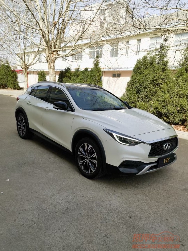 青島17年英菲尼迪QX305