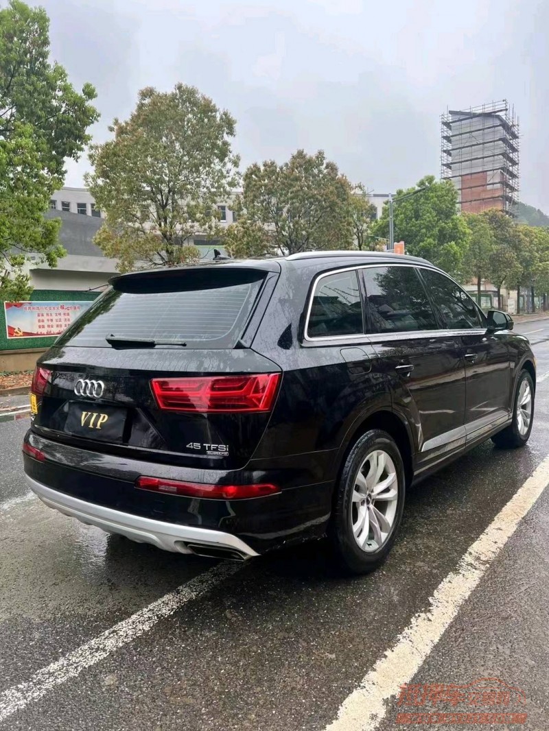 嘉兴18年奥迪Q76