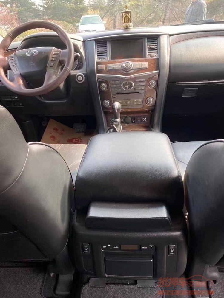 青島11年英菲尼迪QX563