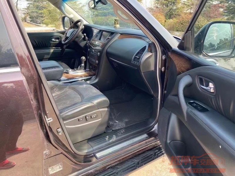 青島11年英菲尼迪QX568