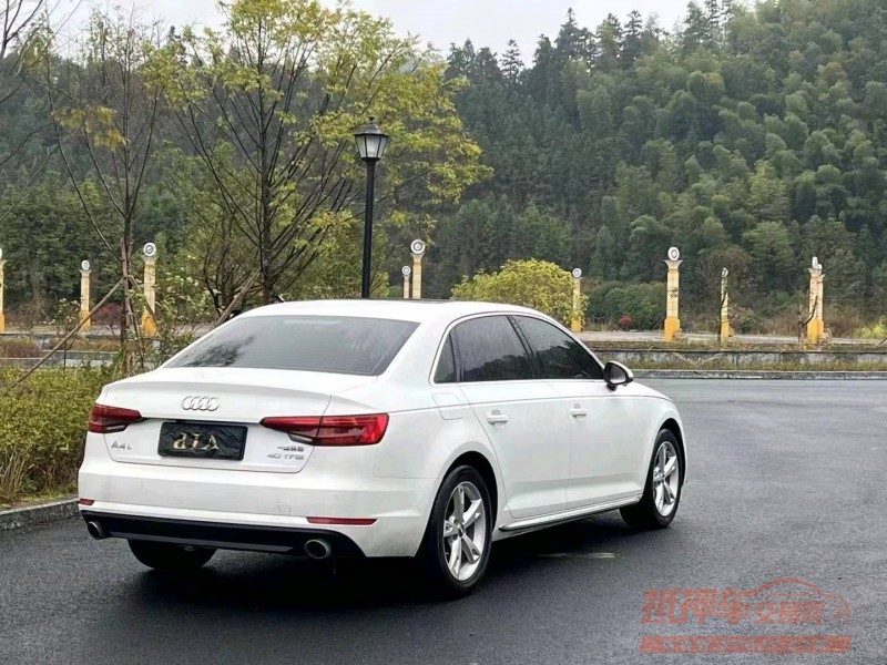 衡阳16年奥迪A4L5