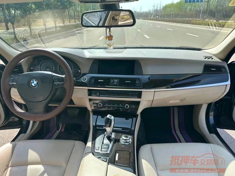 北京11年宝马5系8