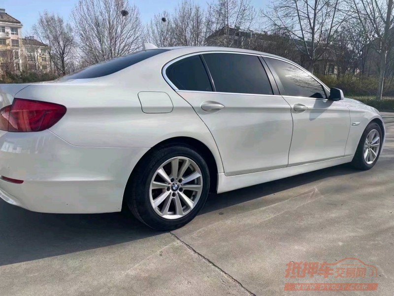 济南11年宝马5系3