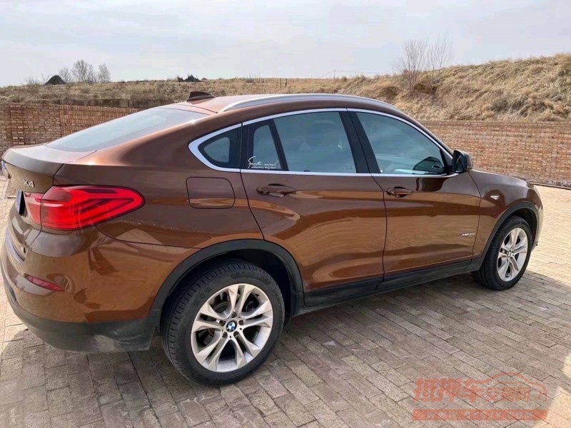 济南16年宝马X44