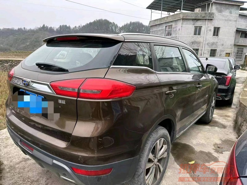 宜昌16年吉利博越3