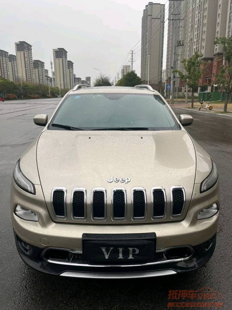 淮南16年Jeep自由光1